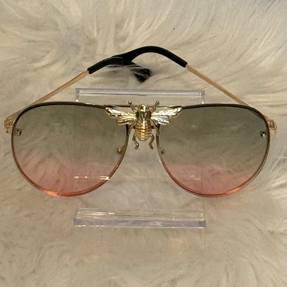New Arrivals! Stylish Gradient Aviator Sunglasses